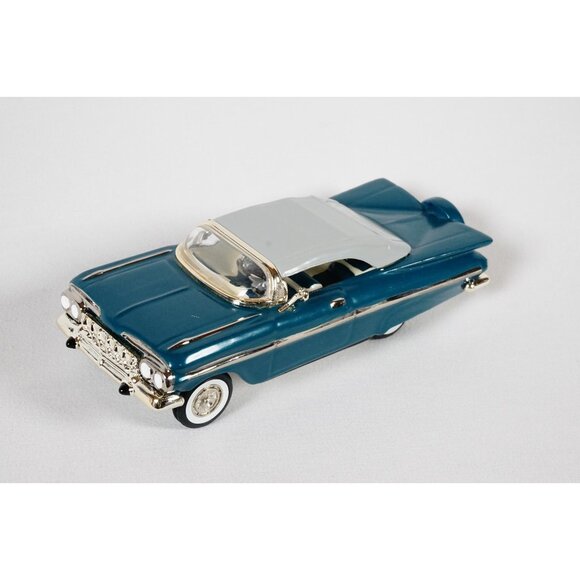Department 56 Classic Cars 1959 Chevrolet Impala Blue Snow Village #55289 w/ Box - Picture 1 of 10